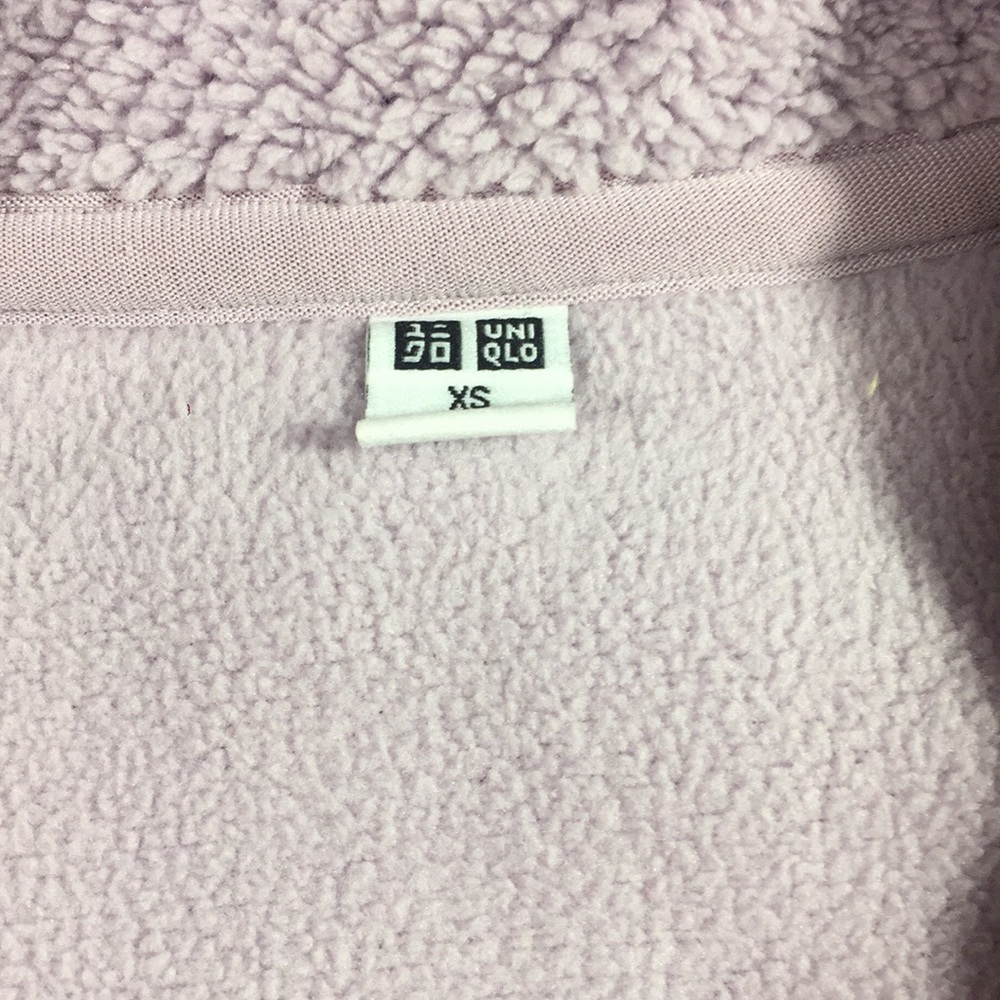 UNI QLO SWEATER JACKET 🌸 - Picture 5 of 7